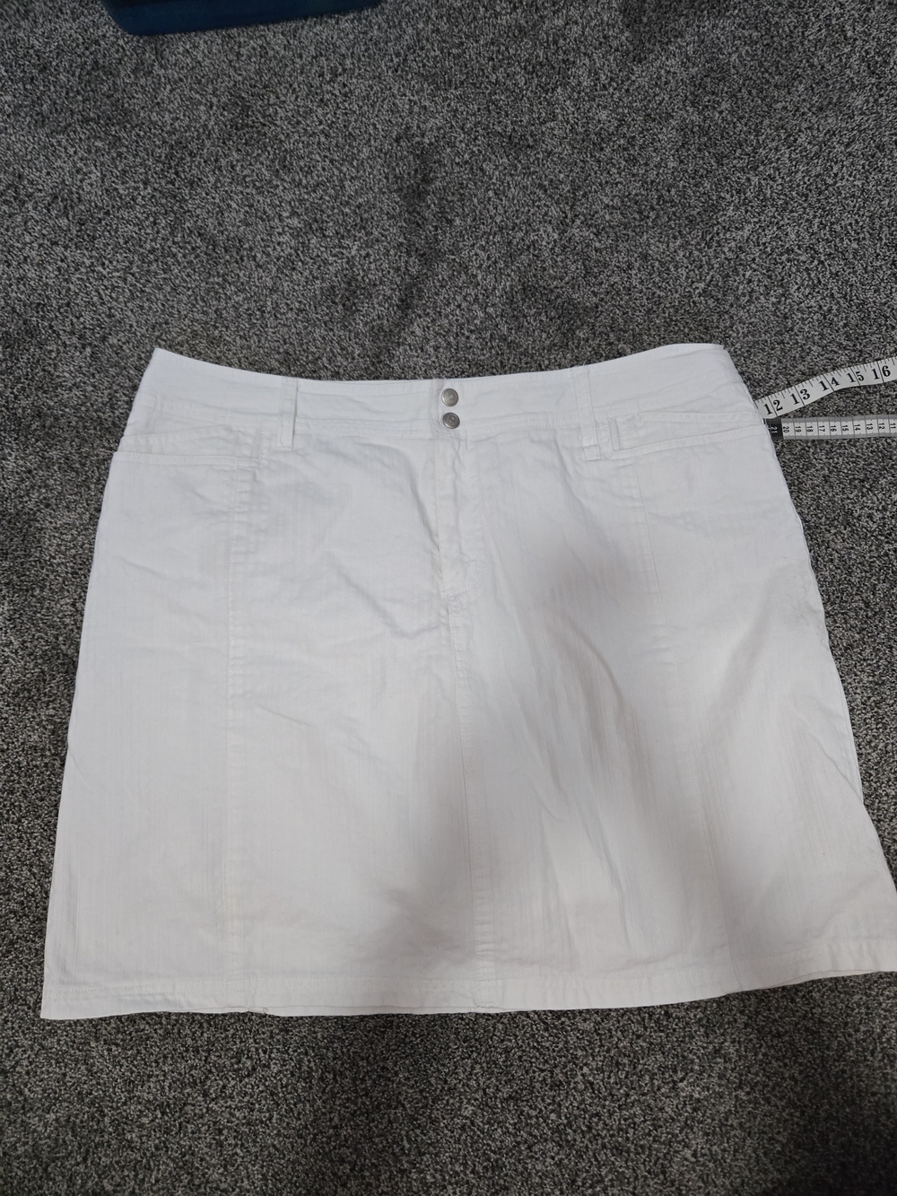 Encore Jeans White Mini Skort with Double Snap Waist